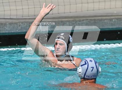 Thumbnail 3 in Pacifica vs Canyon photogallery.