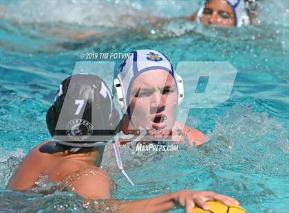 Thumbnail 3 in Pacifica vs Canyon photogallery.