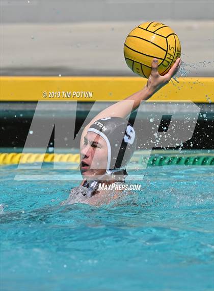 Thumbnail 3 in Pacifica vs Canyon photogallery.