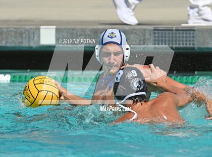 Thumbnail 2 in Pacifica vs Canyon photogallery.