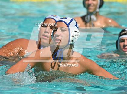 Thumbnail 3 in Pacifica vs Canyon photogallery.