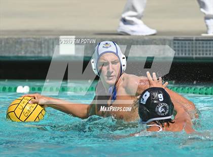 Thumbnail 3 in Pacifica vs Canyon photogallery.