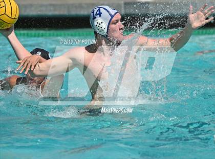 Thumbnail 2 in Pacifica vs Canyon photogallery.