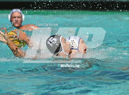 Thumbnail 3 in Pacifica vs Canyon photogallery.