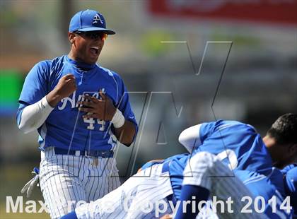Thumbnail 2 in Bishop Amat vs. Palm Desert (CIF SS DIV 3 Final) photogallery.