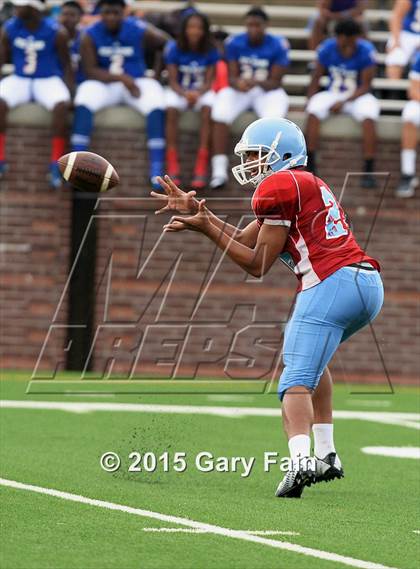 Thumbnail 3 in Howard Tech vs Brainerd (Chick Fil-A Jamboree) photogallery.