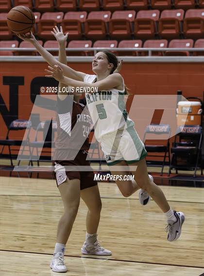 Thumbnail 3 in Clifton @ Riesel photogallery.