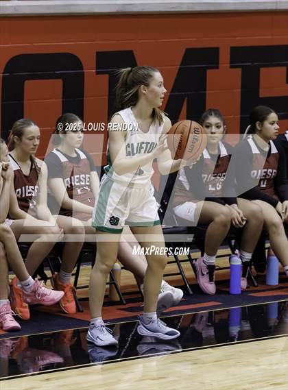 Thumbnail 2 in Clifton @ Riesel photogallery.