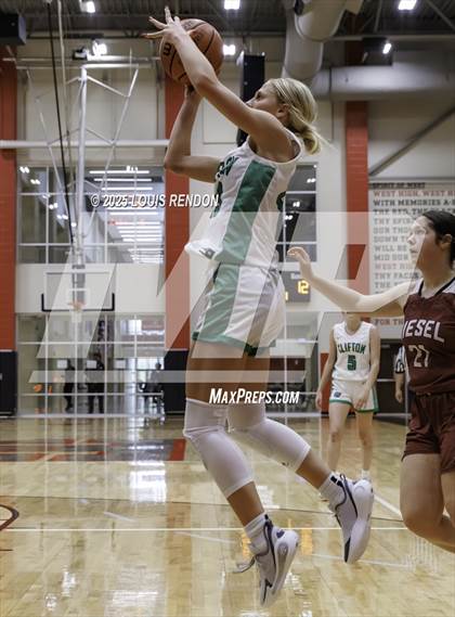 Thumbnail 1 in Clifton @ Riesel photogallery.