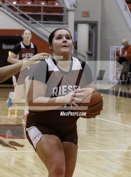 Thumbnail 3 in Clifton @ Riesel photogallery.