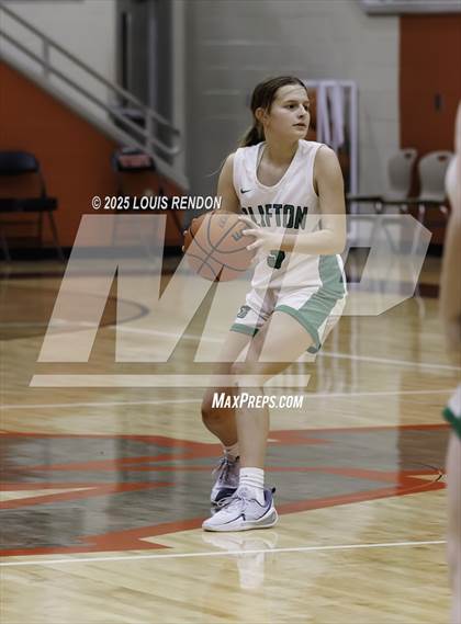 Thumbnail 3 in Clifton @ Riesel photogallery.