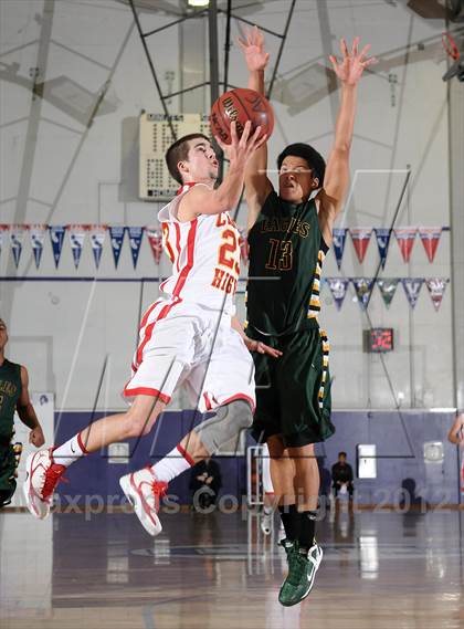 Thumbnail 3 in Eisenhower vs. Chico (St. Hope Elite Hoops Classic) photogallery.