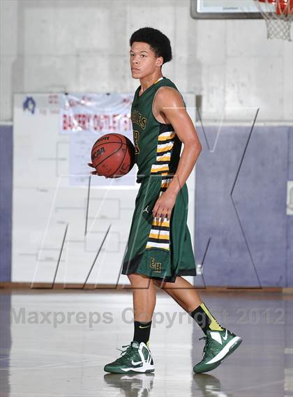 Thumbnail 3 in Eisenhower vs. Chico (St. Hope Elite Hoops Classic) photogallery.