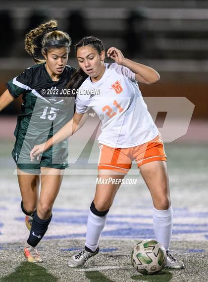 Thumbnail 1 in Reagan [Ronald] vs United (NEISD Soccer Showcase) photogallery.