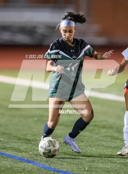 Thumbnail 3 in Reagan [Ronald] vs United (NEISD Soccer Showcase) photogallery.
