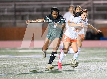 Thumbnail 1 in Reagan [Ronald] vs United (NEISD Soccer Showcase) photogallery.