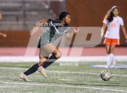 Thumbnail 1 in Reagan [Ronald] vs United (NEISD Soccer Showcase) photogallery.
