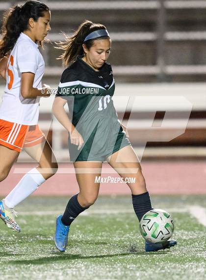 Thumbnail 1 in Reagan [Ronald] vs United (NEISD Soccer Showcase) photogallery.
