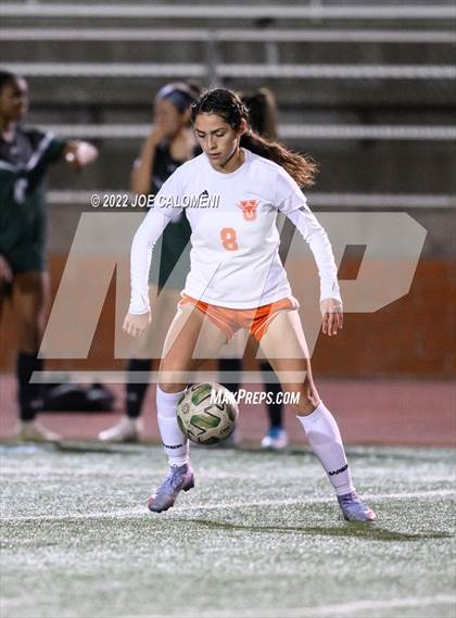 Thumbnail 3 in Reagan [Ronald] vs United (NEISD Soccer Showcase) photogallery.