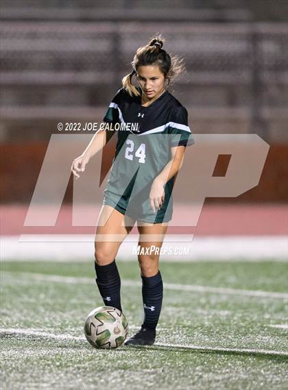 Thumbnail 3 in Reagan [Ronald] vs United (NEISD Soccer Showcase) photogallery.