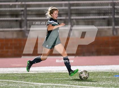 Thumbnail 2 in Reagan [Ronald] vs United (NEISD Soccer Showcase) photogallery.