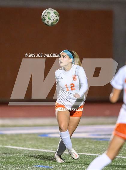 Thumbnail 1 in Reagan [Ronald] vs United (NEISD Soccer Showcase) photogallery.