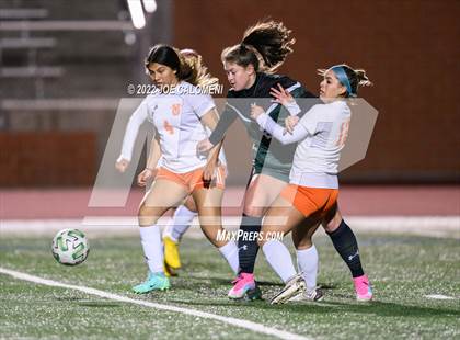 Thumbnail 2 in Reagan [Ronald] vs United (NEISD Soccer Showcase) photogallery.