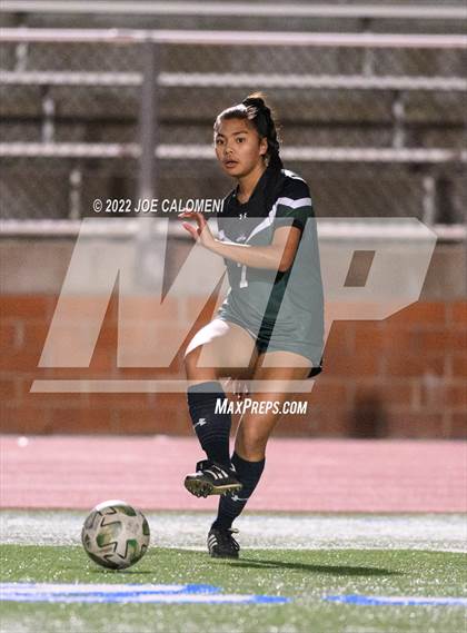 Thumbnail 2 in Reagan [Ronald] vs United (NEISD Soccer Showcase) photogallery.