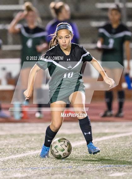 Thumbnail 3 in Reagan [Ronald] vs United (NEISD Soccer Showcase) photogallery.