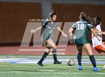 Thumbnail 3 in Reagan [Ronald] vs United (NEISD Soccer Showcase) photogallery.