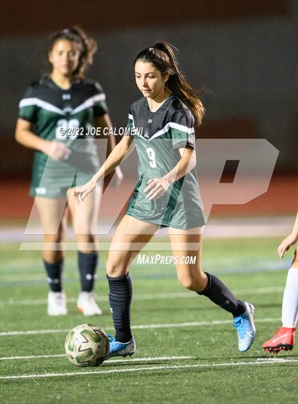 Thumbnail 3 in Reagan [Ronald] vs United (NEISD Soccer Showcase) photogallery.