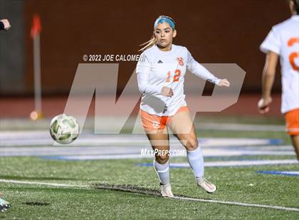 Thumbnail 1 in Reagan [Ronald] vs United (NEISD Soccer Showcase) photogallery.