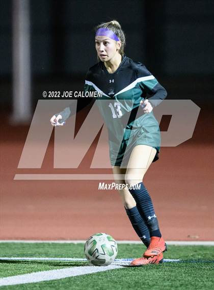 Thumbnail 1 in Reagan [Ronald] vs United (NEISD Soccer Showcase) photogallery.