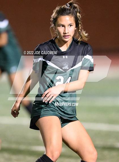Thumbnail 2 in Reagan [Ronald] vs United (NEISD Soccer Showcase) photogallery.