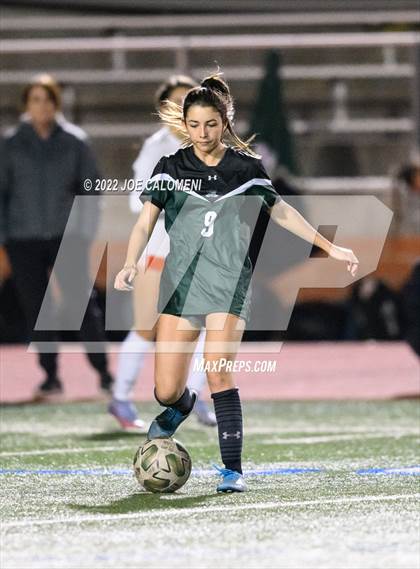 Thumbnail 3 in Reagan [Ronald] vs United (NEISD Soccer Showcase) photogallery.