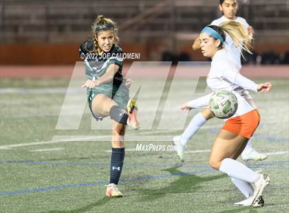 Thumbnail 1 in Reagan [Ronald] vs United (NEISD Soccer Showcase) photogallery.