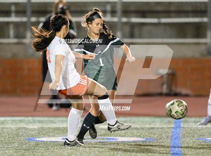 Thumbnail 1 in Reagan [Ronald] vs United (NEISD Soccer Showcase) photogallery.