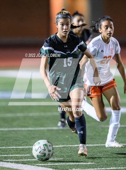 Thumbnail 3 in Reagan [Ronald] vs United (NEISD Soccer Showcase) photogallery.