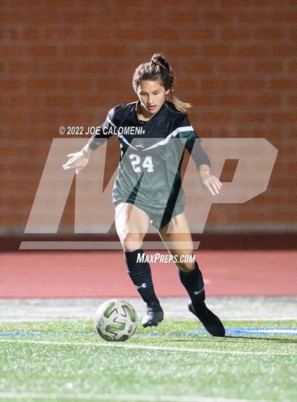 Thumbnail 1 in Reagan [Ronald] vs United (NEISD Soccer Showcase) photogallery.