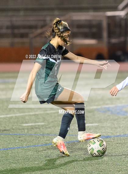 Thumbnail 1 in Reagan [Ronald] vs United (NEISD Soccer Showcase) photogallery.
