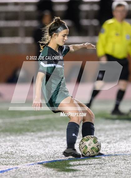 Thumbnail 3 in Reagan [Ronald] vs United (NEISD Soccer Showcase) photogallery.