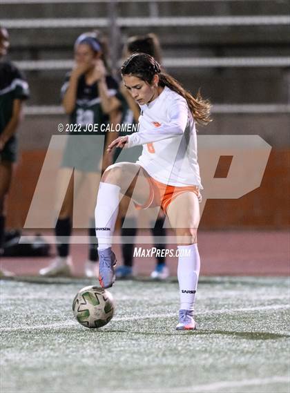 Thumbnail 2 in Reagan [Ronald] vs United (NEISD Soccer Showcase) photogallery.