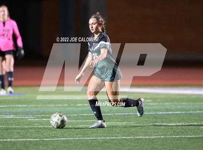 Thumbnail 1 in Reagan [Ronald] vs United (NEISD Soccer Showcase) photogallery.