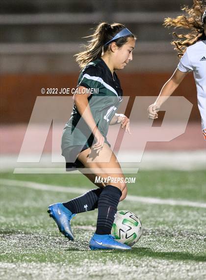 Thumbnail 2 in Reagan [Ronald] vs United (NEISD Soccer Showcase) photogallery.