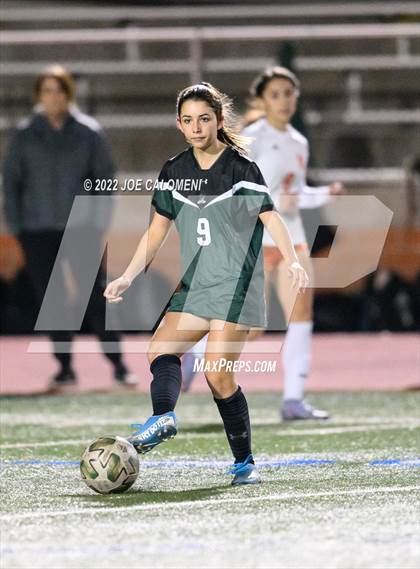 Thumbnail 2 in Reagan [Ronald] vs United (NEISD Soccer Showcase) photogallery.