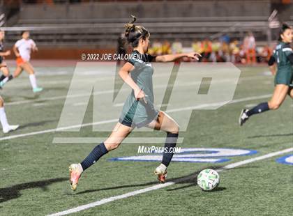 Thumbnail 2 in Reagan [Ronald] vs United (NEISD Soccer Showcase) photogallery.