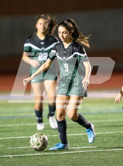 Thumbnail 1 in Reagan [Ronald] vs United (NEISD Soccer Showcase) photogallery.