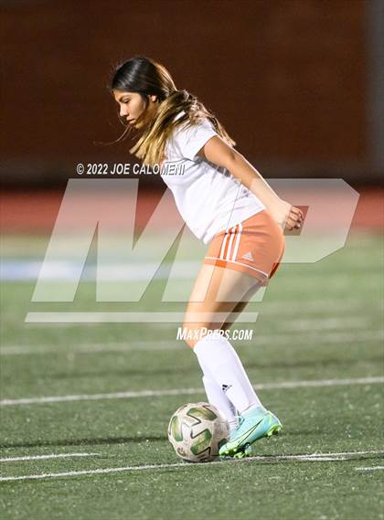 Thumbnail 1 in Reagan [Ronald] vs United (NEISD Soccer Showcase) photogallery.