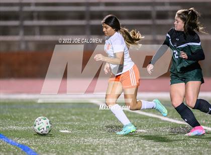Thumbnail 2 in Reagan [Ronald] vs United (NEISD Soccer Showcase) photogallery.
