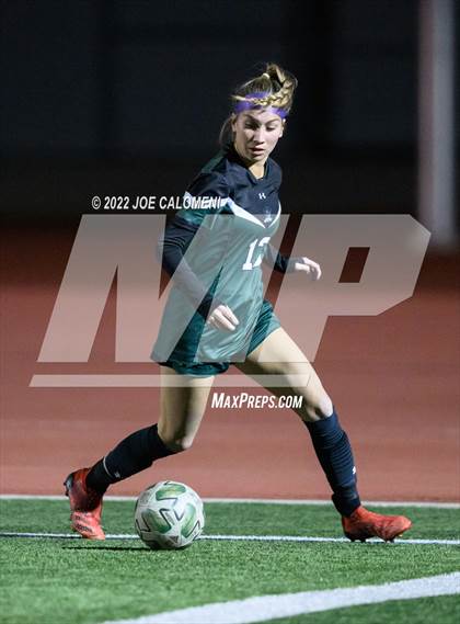 Thumbnail 2 in Reagan [Ronald] vs United (NEISD Soccer Showcase) photogallery.